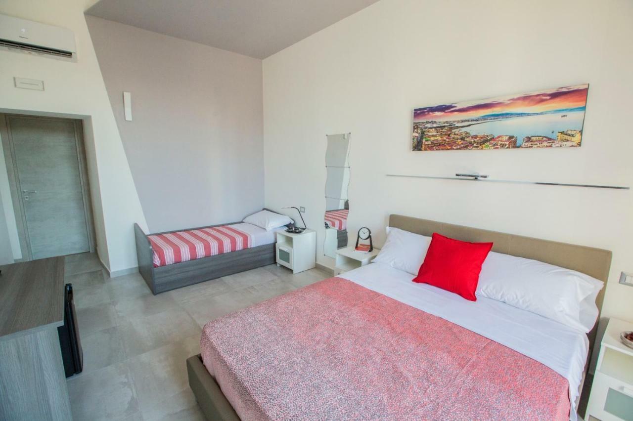 Bayard101 Bed & Breakfast เนเปิลส์ ภายนอก รูปภาพ