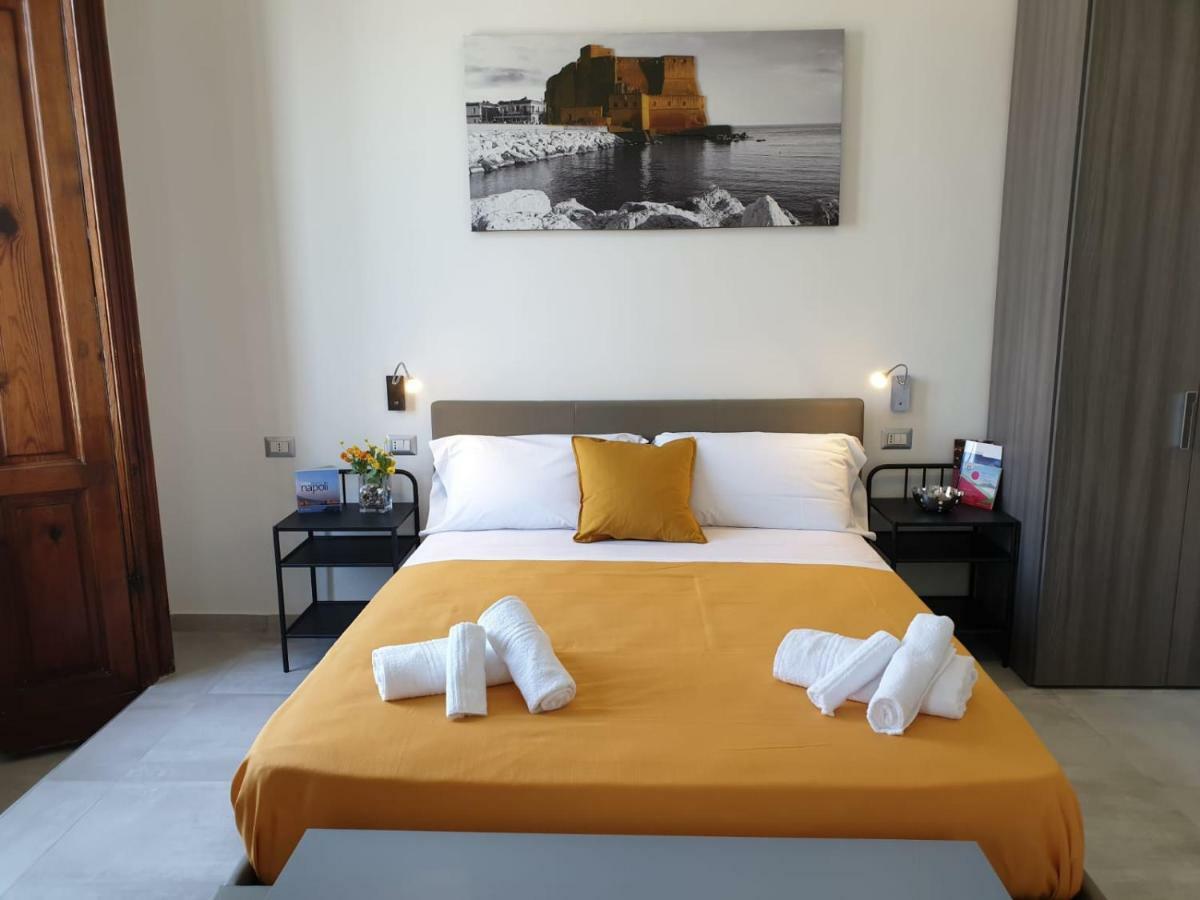 Bayard101 Bed & Breakfast เนเปิลส์ ภายนอก รูปภาพ
