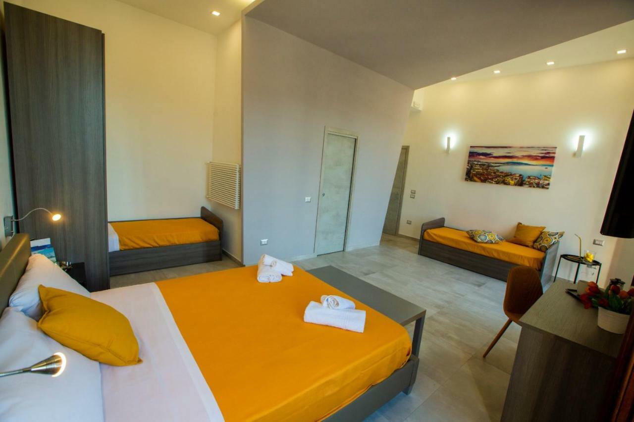 Bayard101 Bed & Breakfast เนเปิลส์ ภายนอก รูปภาพ