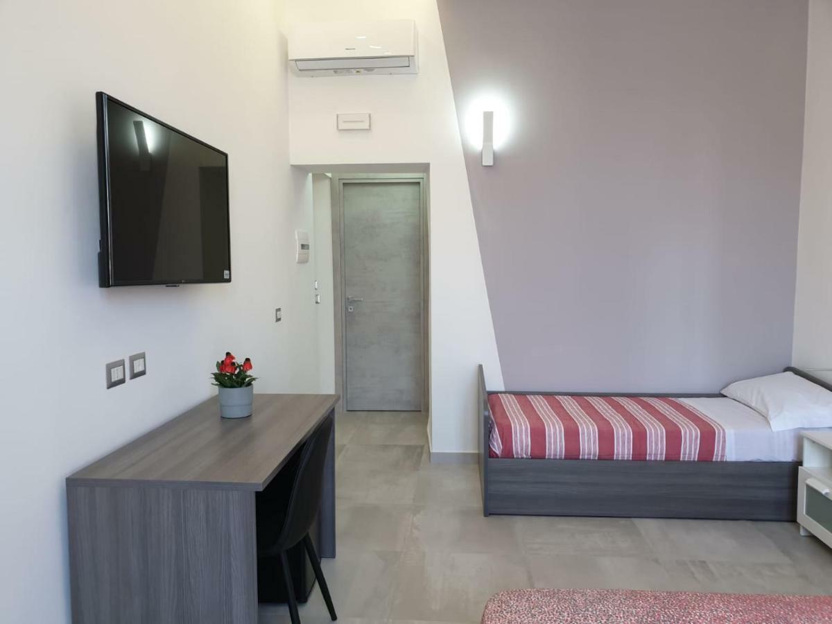 Bayard101 Bed & Breakfast เนเปิลส์ ภายนอก รูปภาพ