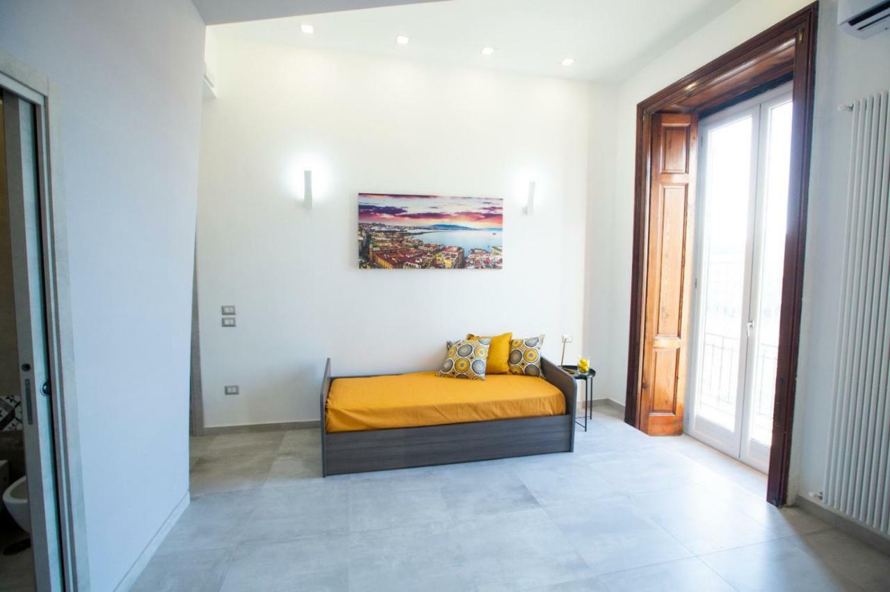 Bayard101 Bed & Breakfast เนเปิลส์ ภายนอก รูปภาพ